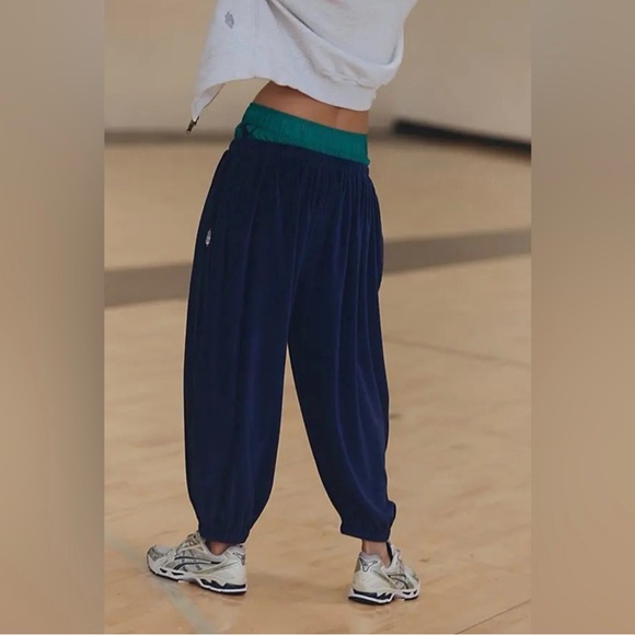 NWT FP Movement by Free People Velour Momentum Pants ~ Navy - Picture 3 of 13